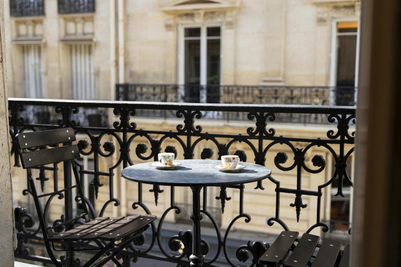 Hotel Vestay Montaigne Paris
